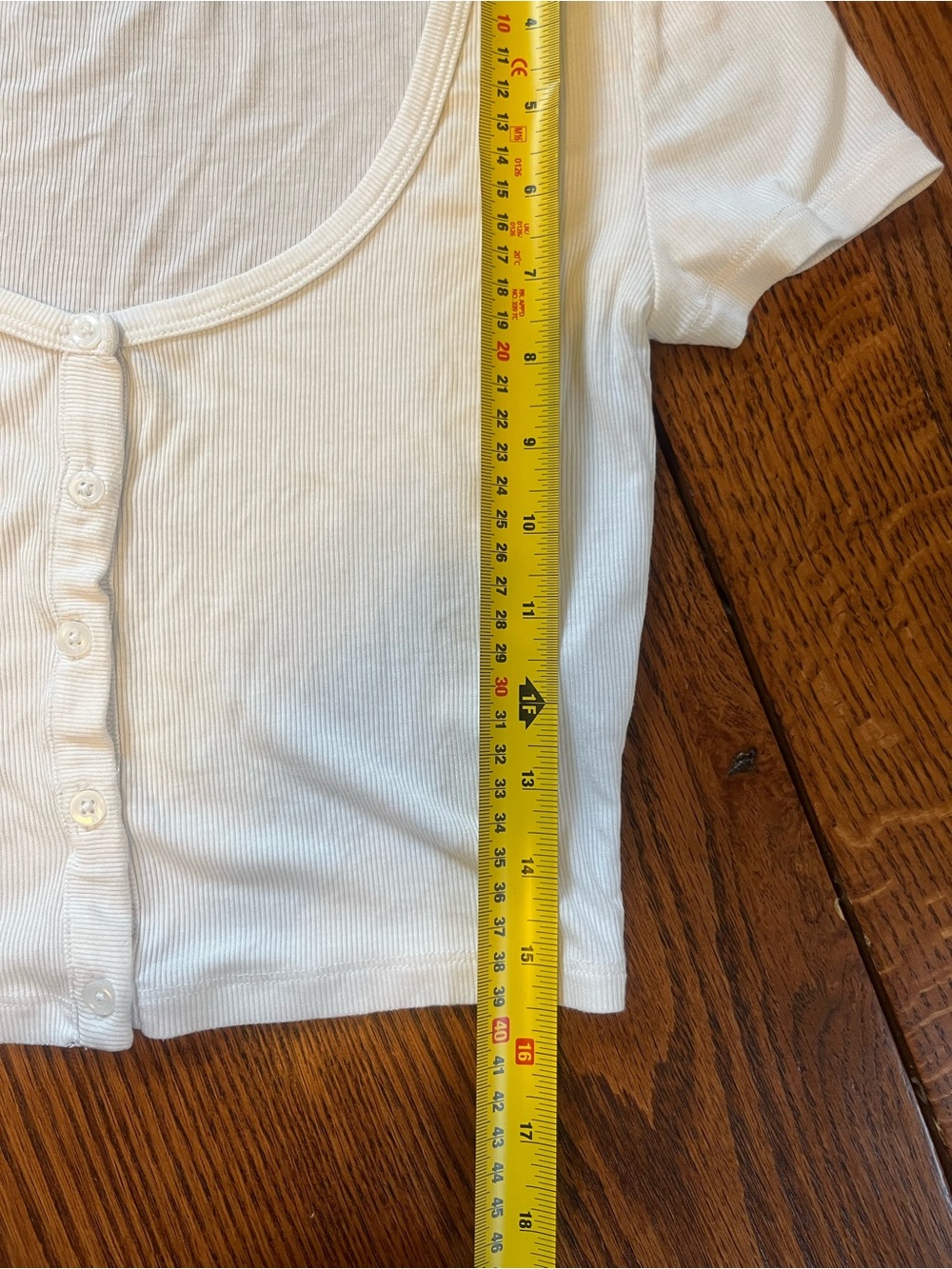 Sunday Best Ribbed Button Front Cropped Tee White Size Small - Picture 6 of 6